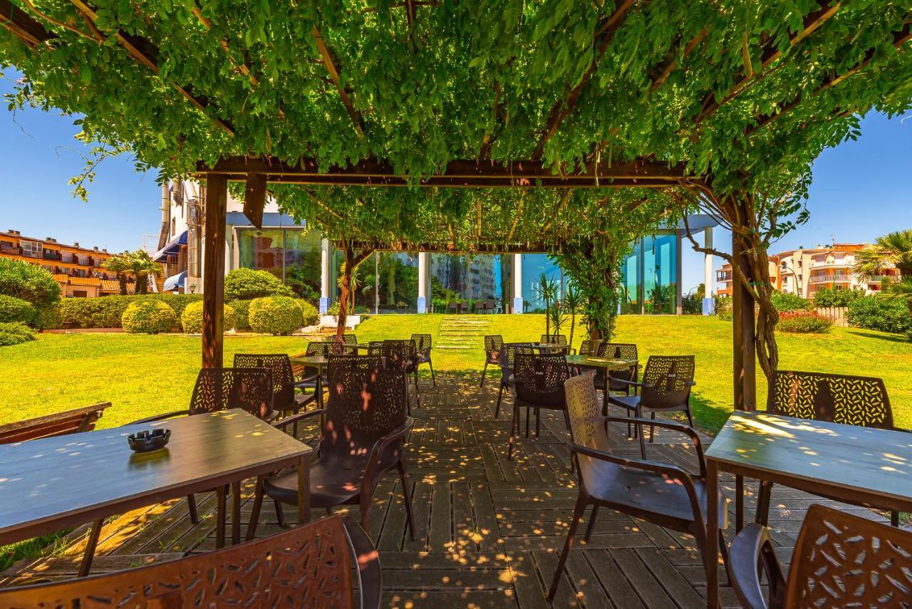 Xon'S Platja Ha Hotel เอมปูเรียบราบา ภายนอก รูปภาพ